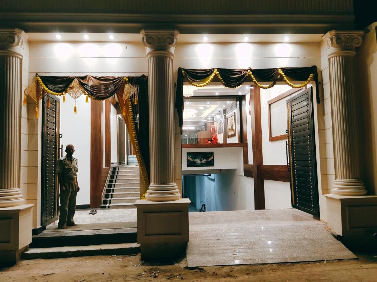 Hotel The Shree Jee Palace Mirzapur ภายนอก รูปภาพ