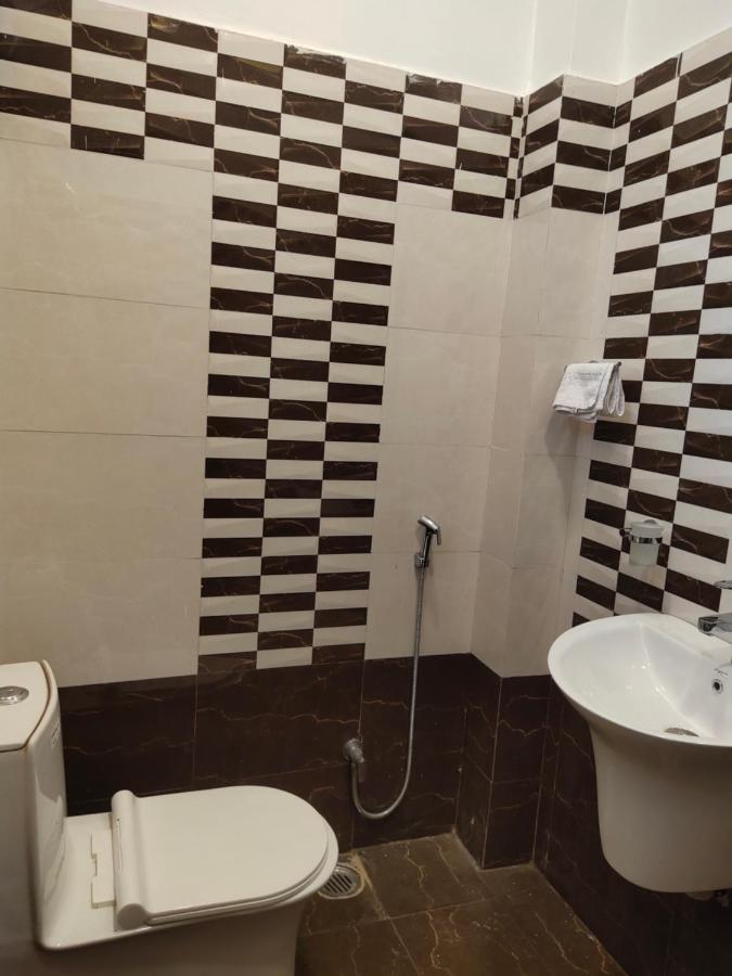 Hotel The Shree Jee Palace Mirzapur ภายนอก รูปภาพ